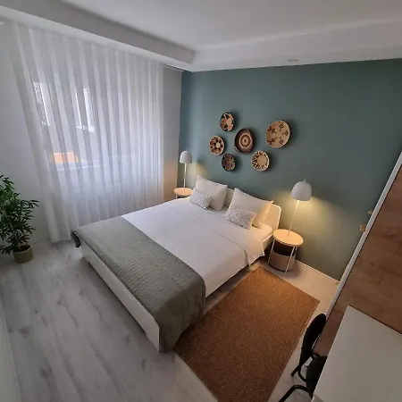 Location 2 Bedroom Апартаменты Анталья