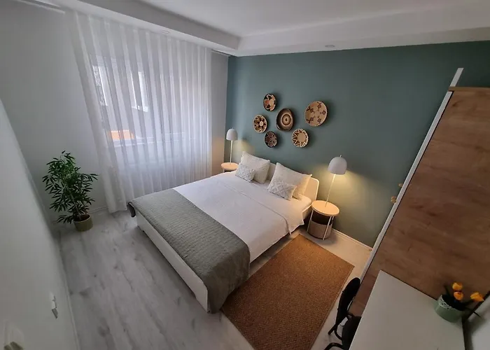 Location 2 Bedroom Апартаменты Анталья