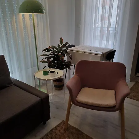Location 2 Bedroom Apartamento *